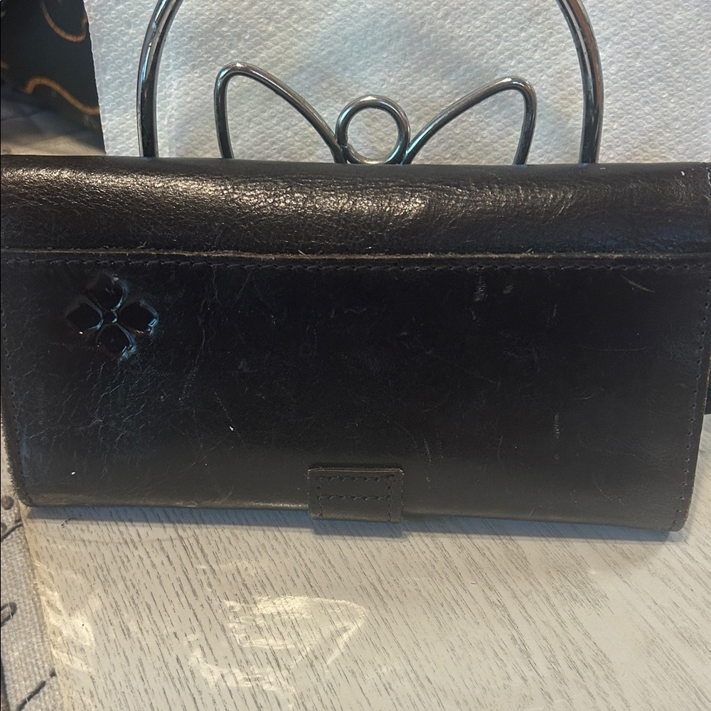 Patricia Nash dsrk brown Embossed Floral Wallet. Smoke. - Picture 4 of 5